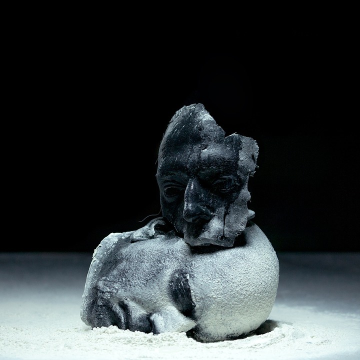 Broken Mask Black White Mind